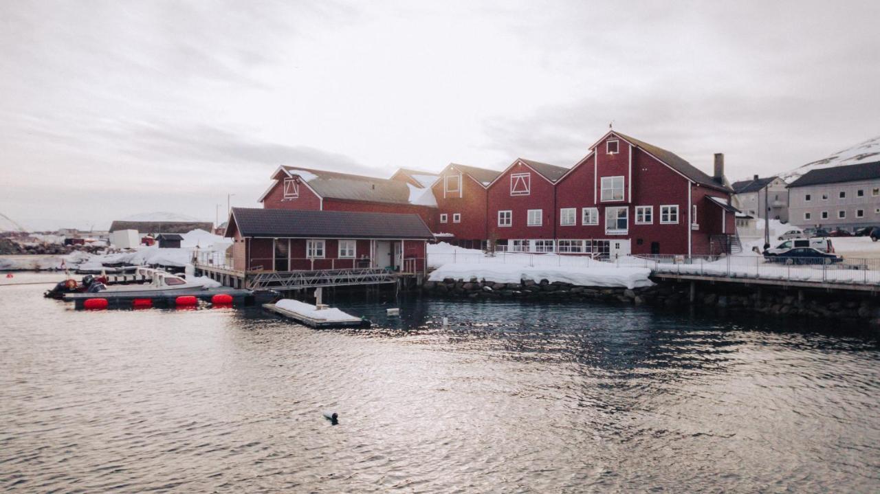 Batsfjord Brygge - Arctic Resort Exterior photo